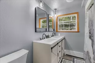 1213 E 29th St, Marshfield, WI 54449 - Photo 17