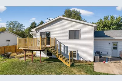 637 Clay Street, Whitewater, WI 53190 - Photo 15