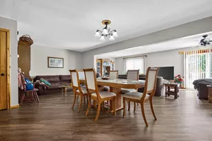 637 E Clay St, Whitewater, WI 53190 - Photo 27