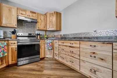 637 E Clay Street, Whitewater, WI 53190 - Photo 25