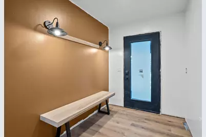 404 S Cypress Avenue, Marshfield, WI 54449 - Photo 3