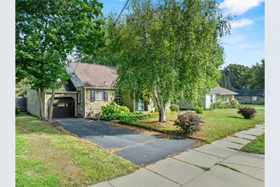 907 S Oak Avenue, Marshfield, WI 54449 - Photo 3