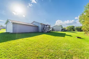 792 Pinedale Ln, Kronenwetter, WI 54455 - Photo 9