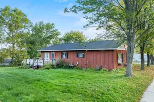 104 W Begley St, Greenwood, WI 54437 - Photo 9