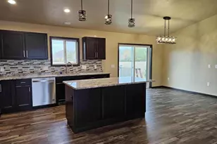 815 W Roberts St, Spencer, WI 54479 - Photo 5