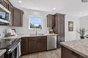 1530 Huntington Ave, Wisconsin Rapids, WI 54494 - Photo 3