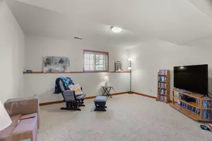 725 Plisch St, Athens, WI 54411 - Photo 31