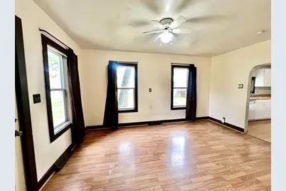 481 W Harding Avenue, Stevens Point, WI 54481 - Photo 7