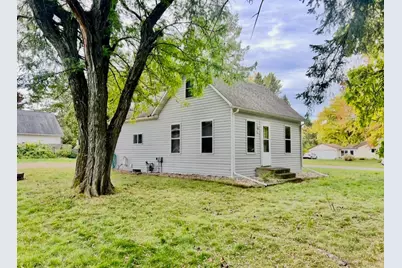 481 W Harding Avenue, Stevens Point, WI 54481 - Photo 1