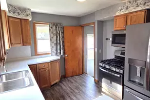 604 N Chestnut Ave, Marshfield, WI 54449 - Photo 9