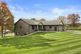 8261 Rolling Hills Rd, Custer, WI 54423 - Photo 3