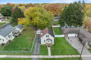 204 N Hinman Ave, Marshfield, WI 54449 - Photo 5