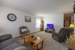 3321 Evergreen Dr, Plover, WI 54467 - Photo 9
