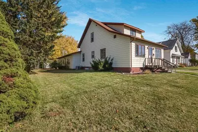 713 E 5th Street, Marshfield, WI 54449 - Photo 3