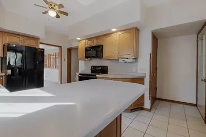 713 E 5th Street, Marshfield, WI 54449 - Photo 7