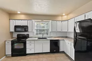 3340 Whiting Ave, Stevens Point, WI 54481 - Photo 3