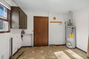 901 W Gates Dr, Stevens Point, WI 54481 - Photo 23