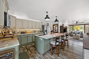 2916 Blue Heron Ln, Stevens Point, WI 54481 - Photo 5