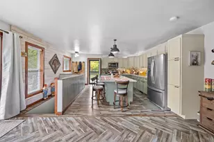 2916 Blue Heron Ln, Stevens Point, WI 54481 - Photo 7