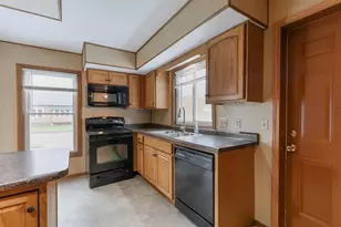 411 8th St N, Wisconsin Rapids, WI 54494 - Photo 11