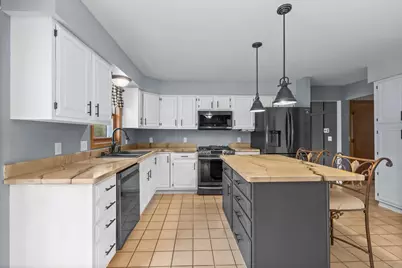 2050 Aspen Lane, Plover, WI 54467 - Photo 11