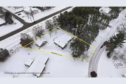 2050 Aspen Lane, Plover, WI 54467 - Photo 5