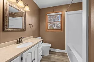 2050 Aspen Ln, Plover, WI 54467 - Photo 23