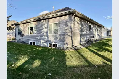2911 Tuscany Way, Plover, WI 54467 - Photo 9