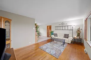 235 School St, Amherst, WI 54406 - Photo 9