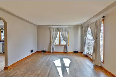 1009 N 7th Avenue, Wausau, WI 54401 - Photo 9