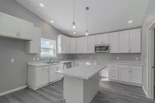 172 Evelyn Ct, Stevens Point, WI 54482 - Photo 7