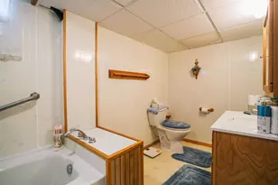 300 E Miller St, Greenwood, WI 54437 - Photo 27