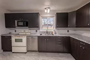 218 N 3rd Ave, Edgar, WI 54426 - Photo 9