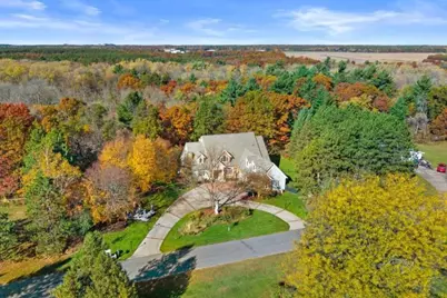 152 Maple Bluff Road North, Stevens Point, WI 54482 - Photo 3
