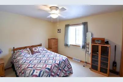 2711 Porter Road, Plover, WI 54467 - Photo 15