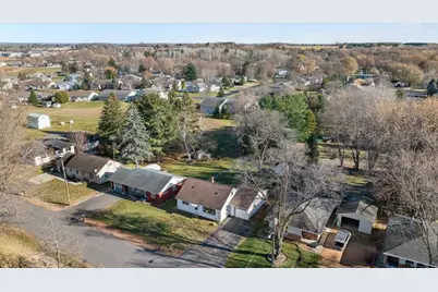 605 N Hinman Avenue, Marshfield, WI 54449 - Photo 5