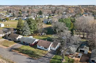 605 N Hinman Ave, Marshfield, WI 54449 - Photo 5