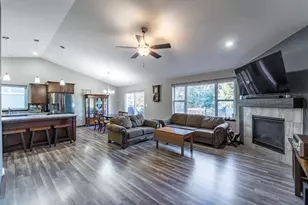 3006 Barclay Way, Weston, WI 54476 - Photo 5