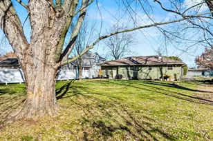 504 W 4th St, Marshfield, WI 54449 - Photo 7