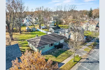 504 W 4th Street, Marshfield, WI 54449 - Photo 3