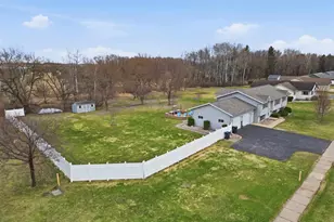 1407 S Washington Ave, Marshfield, WI 54449 - Photo 3