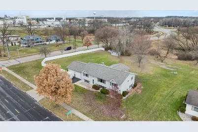 1407 S Washington Avenue, Marshfield, WI 54449 - Photo 5