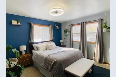 920 Forest Lake Drive, Plover, WI 54467 - Photo 9