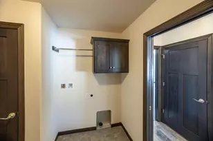 560 Still Waters Ln, Plover, WI 54467 - Photo 9