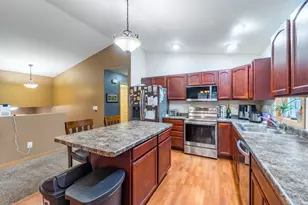 2073 Josephine Ln, Kronenwetter, WI 54455 - Photo 9