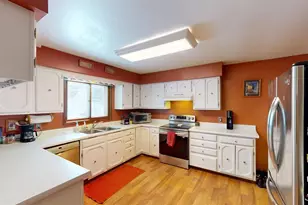 1105 W Onstad Dr, Marshfield, WI 54449 - Photo 15