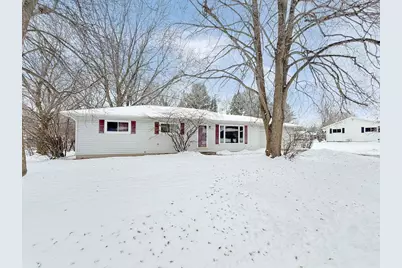 1105 W Onstad Drive, Marshfield, WI 54449 - Photo 3