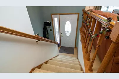 1012 W Campus Drive, Wausau, WI 54401 - Photo 5