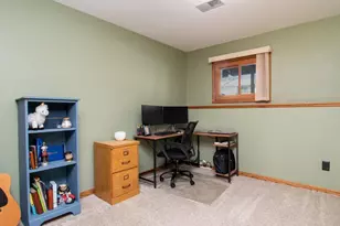 1012 W Campus Dr, Wausau, WI 54401 - Photo 19