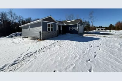 621 Amberwood Way, Plover, WI 54467 - Photo 3